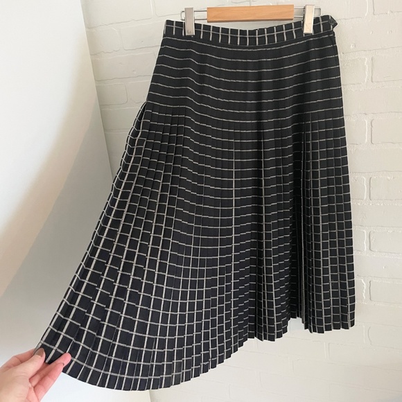 Vintage Midi Skirt Plaid Pleated Dark Academia Goth Wool Black Off White Sz 12 - Picture 5 of 11